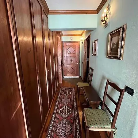 Awesome Three Bedroom In Apartment