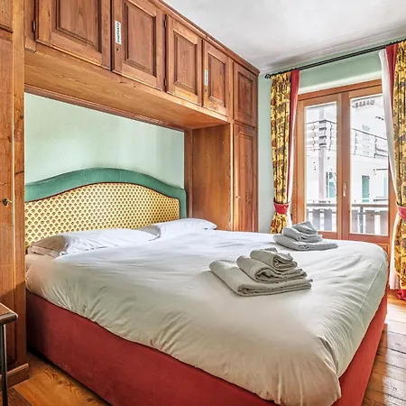 公寓 Awesome Three Bedroom In